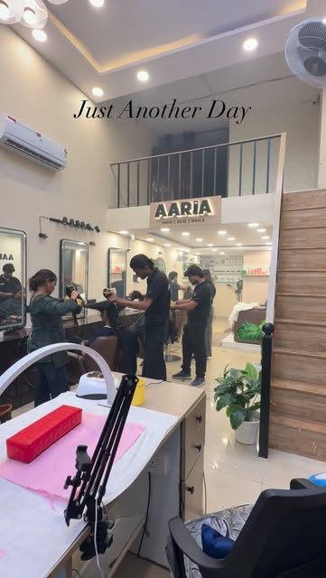 AARIA salon floor with styling stations